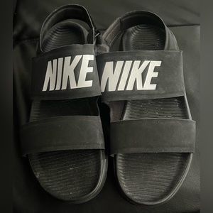 Nike: Black and White Women’s Rubber Sandals: Size 10